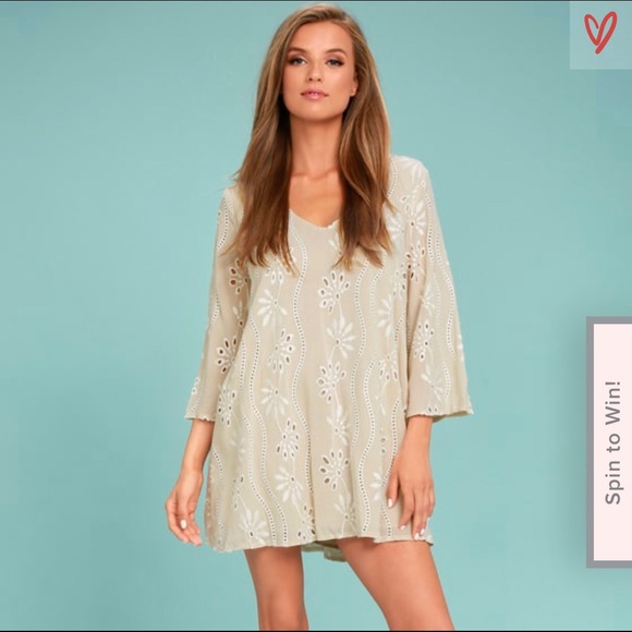 Lulus Dresses & Skirts - NWT Lulu’s Bohemian Heart embroidered shift dress
